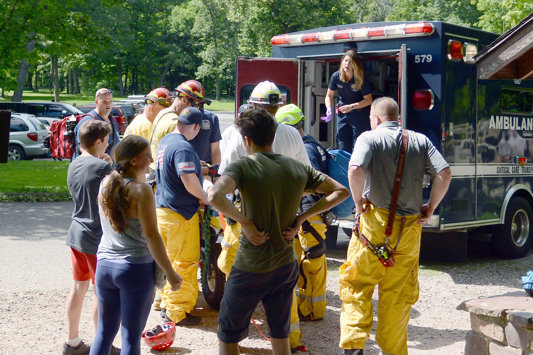 081019-bara-news-rope-rescue-01